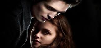 Incepand direct din prima parte, underworld 2 evolution ii urmareste pe razboinica vampir, selene si pe michael, pe jumatate varcolac, in vanatoarea lor pentru a descoperi istoria rasei lor si razboiului dintre ei. Vampirii Perspective Istorice Si Actuale Crestinortodox Ro