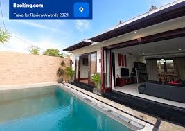 A spacious 4x8 meters private pool within the lush tropical garden is one of the villas's highlights. Villa Gambuh Seminyak 2 Bedroom Private Pool Indonesia Booking Com