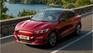 It's ford's first foray into the fully electric car world, and while it certainly raised. Ford Mustang Mach E Ecomento De