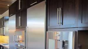 Jetzt kitchen case angebote durchstöbern & online kaufen. Vision House Los Angeles Cabinet Showcase Kitchen Craft Cabinetry Youtube