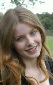 Pin By Queen S On Pretty Faces Beauty Girl Rachel Hurd Wood Red Haired Beauty