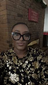 Introduction and greetings in a social group