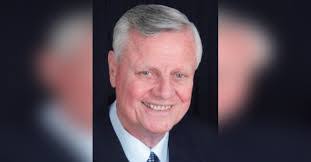 Darcy Dennis's Instagram, Twitter & Facebook