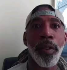 How Did Akil Mitchell Eyes Pop Out