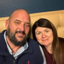 What are some gulf front vacation rentals in late August that sleep 8 and  have an indoor pool?