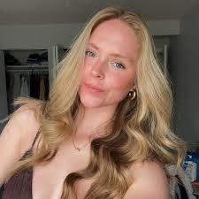 danielle breen (@daniellebreen_) · Instagram photos and Reels