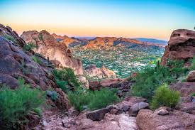 The editors of publications international, ltd. 10 Fun Facts About Phoenix Arizona