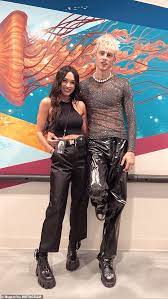 Machine gun kelly and megan fox's relationship recently made headlines when the musician revealed he walks around sporting a necklace filled with fox's blood.fox had previously categorized the. Machine Gun Kelly Explains Why He Wears Megan Fox S Blood Around His Neck In A Vial Daily Mail Online
