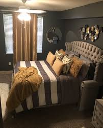 See more ideas about bedroom design, bedroom inspirations, bedroom decor. Pin By On á–´á'Œtá'Œá–‡á—´ á'ªá'Œá¯iá'Žá˜œ Gold Bedroom Home Decor Bedroom Room Decor Bedroom