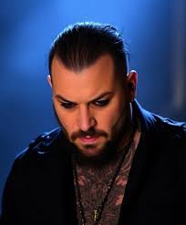 Sean Mackin's Instagram, Twitter & Facebook