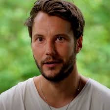 TV4 borde gett Robert ett värdigare avsked i Farmen