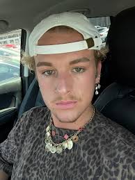 Private room near beach in San Diego