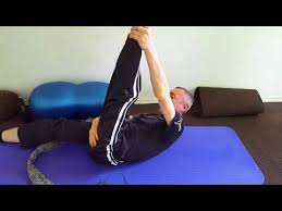 как избавиться от горба на спине в домашних условиях Luchshie Uprazhneniya V Odnom Video Omolozhenie Vitalij Ostrovskij Osteohondroz Skolioz Spondilez Youtube Uprazhneniya Bystrye Trenirovki Fizicheskie Uprazhneniya