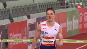 Second best time in history on the 400m hurdles. Karsten Warholm With New 300m Hurdles Wr Clocking In At 33 26 At Bislett Previous Wr 33 78 Trackandfield