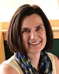 Lisa Winkle's Instagram, Twitter & Facebook