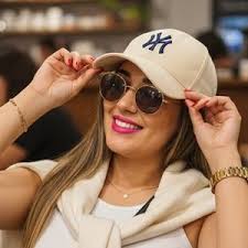 Tamara Dias (@tamaradiascreator)