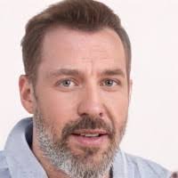 20+ "Vayner" profiles