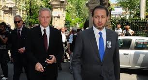 Burak elmas, ali polat bengiserp, mehmet remzi sanver, başak karaca, bikem ardakoç kanık, turhan özen, burçak emre zorlu, şükrü köksal ünlü, mustafa özgür kalelioğlu, rezan epözdemir, özgür işıtan gün Galatasaray A Yeni Baskan Adayi Burak Elmas Ligradyo