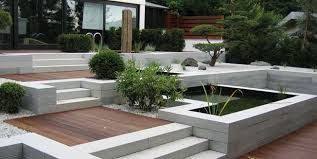 Bildergebnis Fur Gartengestaltung Mit L Steinen Moderner Hinterhof Terassenentwurf Terrassen Treppe