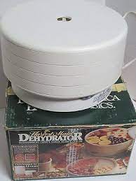 American Harvest Snackmaster Pro Food Dehydrator Fd50 Four Trays Fruit Sheet For Sale Online Ebay Dehydrator Recipes Harvest Recipes American Harvest Dehydrator