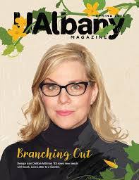 Sara Knapp's Instagram, Twitter & Facebook