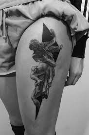 The art of making tattoos is tattooing. Pin By Licccjnp On Tattoo Inspo Cool Tattoos Tattoos Statue Tattoo