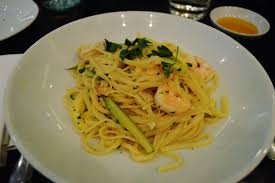 30 g di olio extravergine di oliva. Zara Vintage Vicar