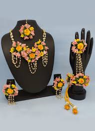 Unsere große auswahl an partydeko, luftballons und kostümen lässt keine wünsche offen. Flower Jewellery Maker Near Me