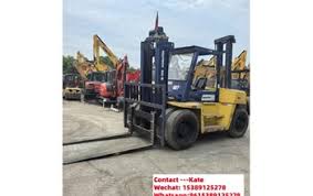 Komatsu FD100-7 Forklift