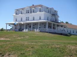 The Narragansett Inn Just Up The Hill From Paynes
