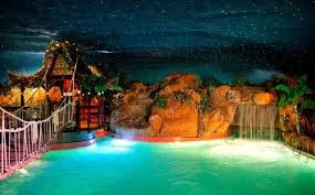 Cuddle up with preston & alice, subtropical swimming, tinkering with the animation team, spinning laps at the indoor kermis, enjoying the family bingo and more. Een Zondagmiddag Plezier Bij Preston Palace In Almelo Maudgeniet Nl