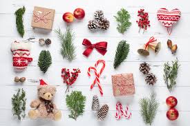 Check out these 10 fabulous resources for decluttering after christmas. Undeck The Halls How To Declutter Christmas Decorations The Sparefoot Blog