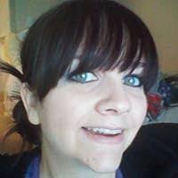 Melissa Darnell's Instagram, Twitter & Facebook