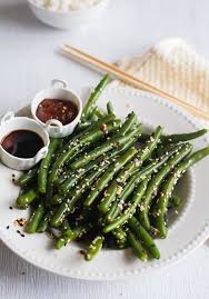 Chinese Green Beans Made With Soy Sauce Rice Vinegar Chili Paste And Sesame Seeds Looks Gorgeously With S Chinese Green Beans Green Bean Recipes Green Beans