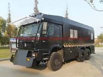 CAMION Anti Sommosse con Cannone ad Acqua HOWO 6X6 (Camion della Polizia con Cannone ad Acqua)