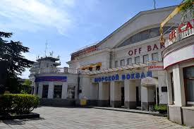 Существует легенда, согласно которой ялта была основана греческими мореплавателями, долго плутавшими по морю в поисках земли. Ul Ruzvelta Yalta Putevoditel Po Otdyhu V Krymu