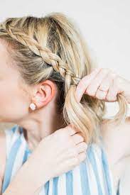How To Do An Easy Side Braid Ponytail Poor Little It Girl Side Braid Ponytail Easy Side Braid French Braid Hairstyles