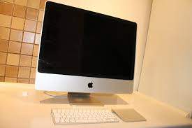 It has been the primary part of apple's consumer desktop offerings since its debut in august 1998, and has evolved through seven distinct forms. Apple Imac 24 2 8 Ghz Cpu 2008 Mac Rep Alles Fur Den Mac