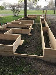 Super Backyard Ideas Landscaping Layout Raised Beds 43 Ideas Modern Backyard Id Ba Vegetable Garden For Beginners Vegetable Garden Design Diy Raised Garden