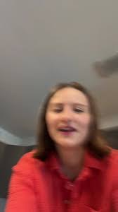 Emmy Arnold's Instagram, Twitter & Facebook