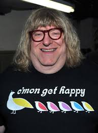 20 Inspiration Male Comedian With Long Blonde Hair Escaping Blogs Pages in category english male comedians. male comedian with long blonde hair