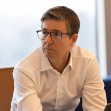 Galen Weston's Instagram, Twitter & Facebook