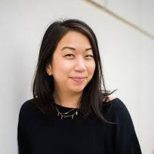 Laura Gabbert's Instagram, Twitter & Facebook