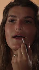 Frækt gloss til flotte læber med Rimmel London