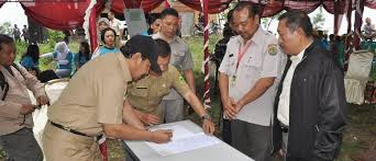 Check spelling or type a new query. Elang Jawa Perlu Dilestarikan Pemerintah Kabupaten Kuningan