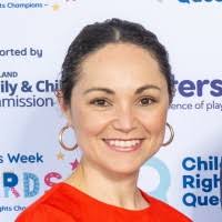 500+ "Singer" profiles