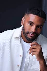 Andre Richardson/Sean Freeman giving Tate family vibes. Larron, Lahmard,  Larenz.