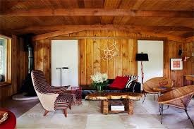 20 Charming Living Rooms With Wooden Panel Walls Wood Walls Living Room Interior Design Wood Paneling