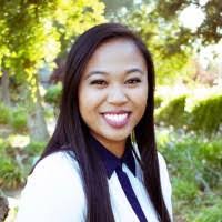 Nicole Apostol's Instagram, Twitter & Facebook