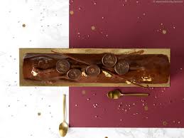 Dark Chocolate Praline Tonka Yule Log Recette Buche De Noel Chocolat Buche De Noel Chocolat